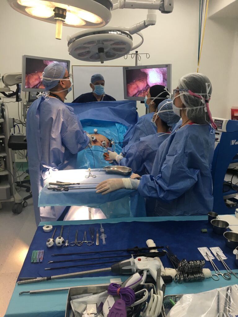 Dr. Jorge Higuerey - Cirujano Bariátrico especializado en Bypass Gástrico